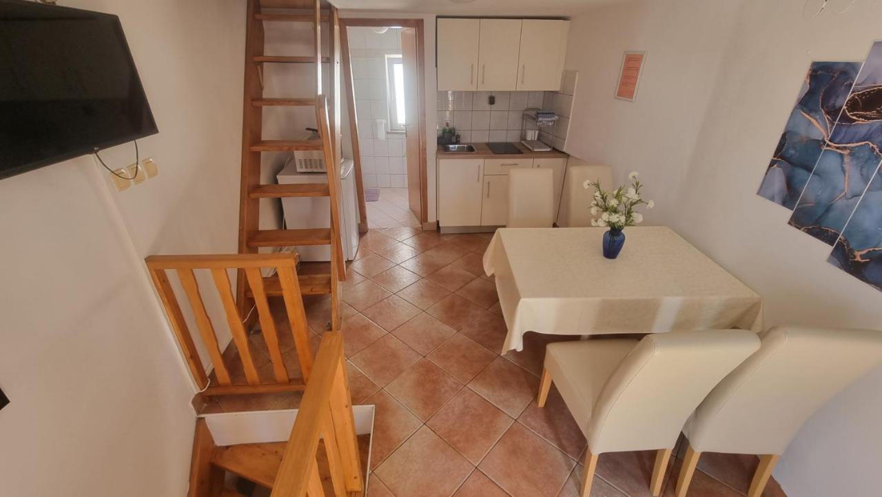 Apartment Igor With Balcony And Sea View Baska  Ngoại thất bức ảnh